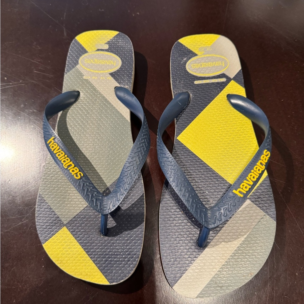 Havana’s flip flops
